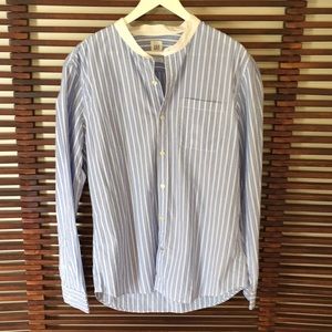Gap shirt